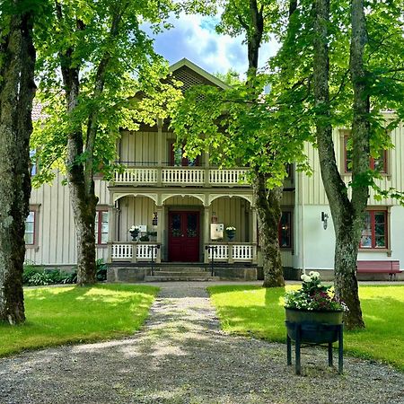 Lydde Gård Hotel Kinna Eksteriør billede
