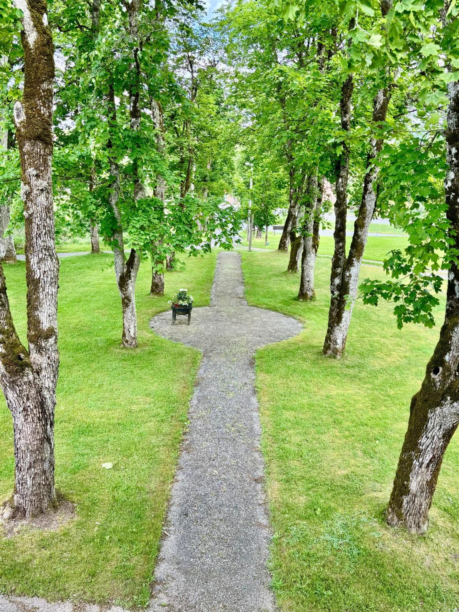 Lydde Gård Hotel Kinna Eksteriør billede