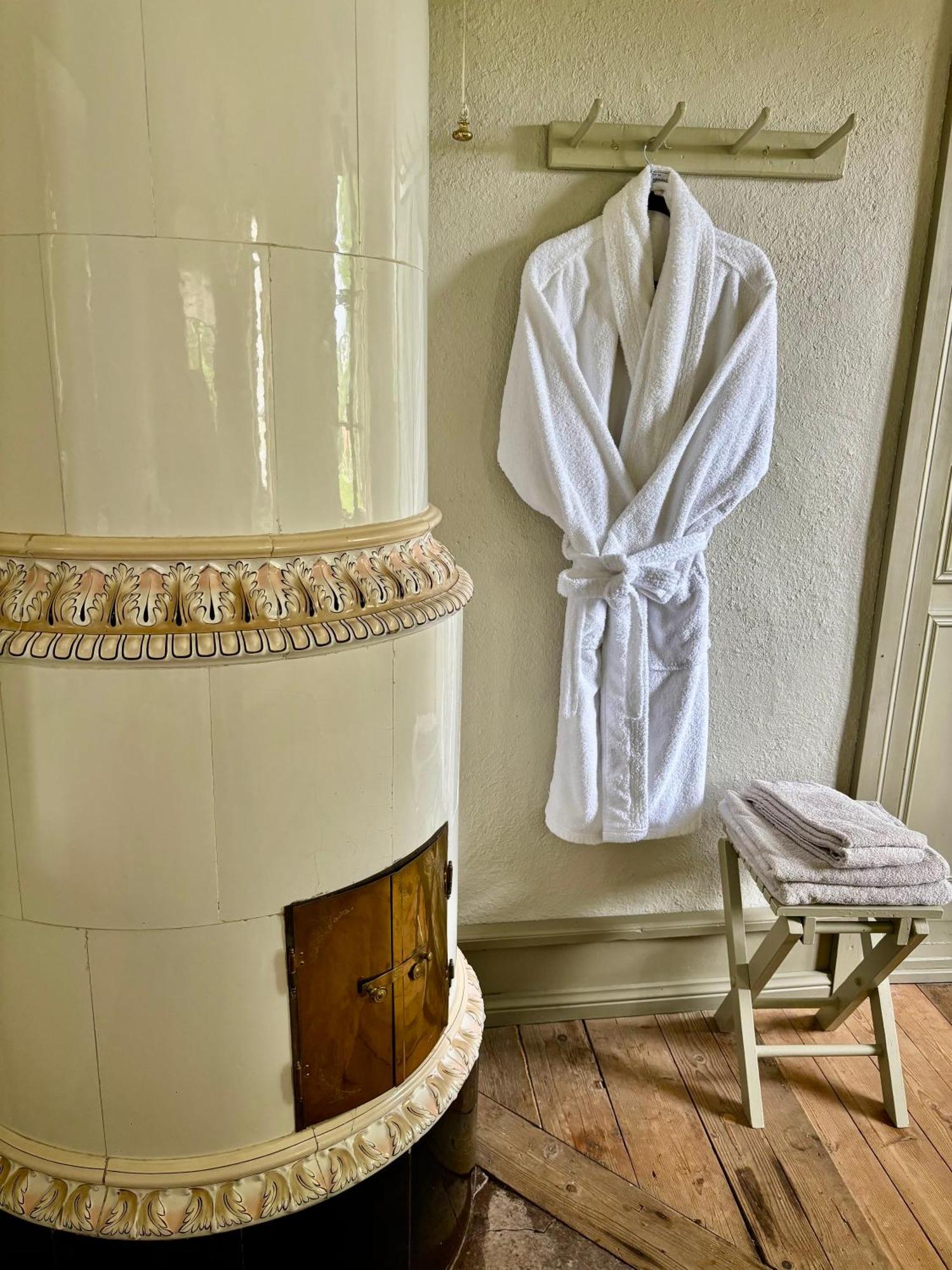 Lydde Gård Hotel Kinna Eksteriør billede