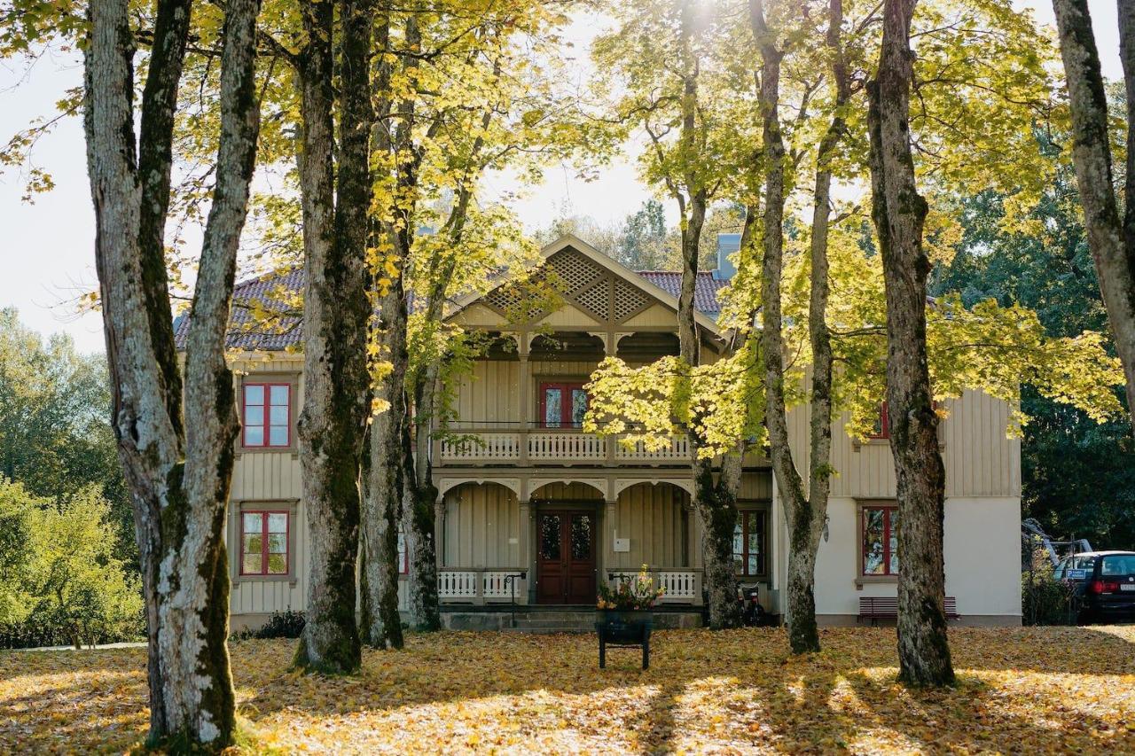 Lydde Gård Hotel Kinna Eksteriør billede